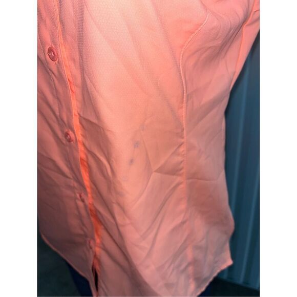 Magellan out doors top size M - Picture 2 of 3